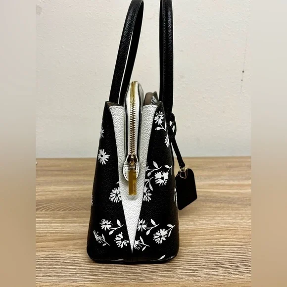Kate Spade Black and White Floral Crossbody - Picture 9 of 16